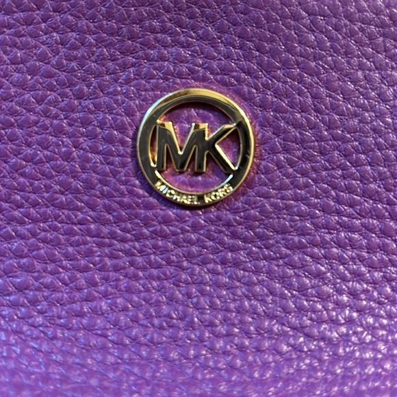 Michael Kors Bag - Picture 2 of 9